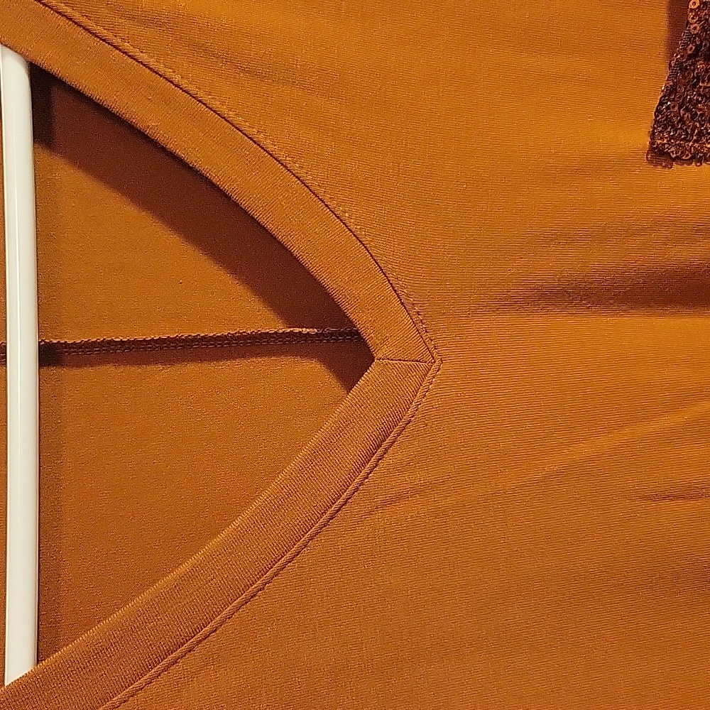476 NWOT Zenana Shirt - Picture 4 of 7